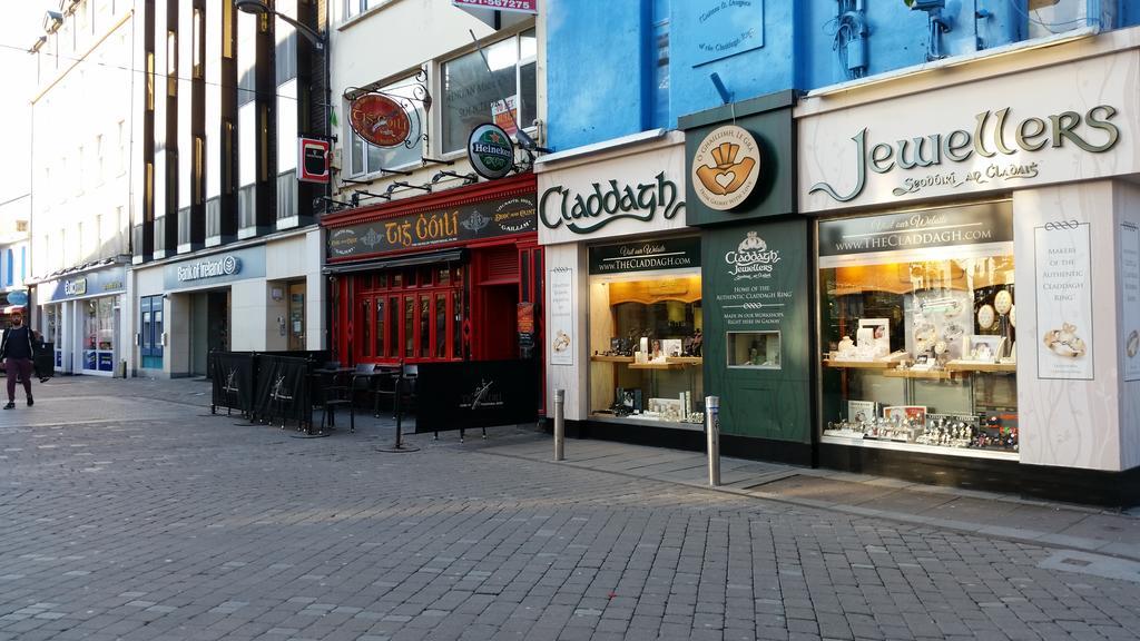 Frank'S Galway Exterior photo