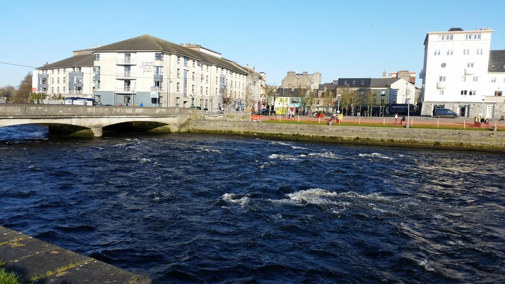 Frank'S Galway Exterior photo